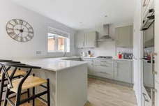 Elizabeth Gardens, Goffs Oak, EN7 photo 2