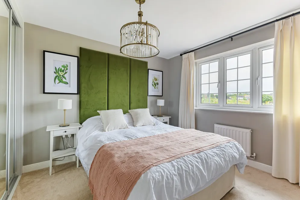 Elizabeth Gardens, Goffs Oak, EN7 photo 9