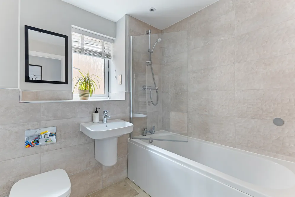 Elizabeth Gardens, Goffs Oak, EN7 photo 12