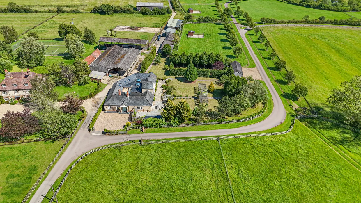 Wotton Underwood, Aylesbury, HP18 photo 17