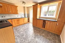 Coltsfoot Green, LUTON
