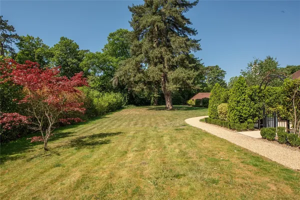 Westcott Road, Dorking, RH4 photo 16