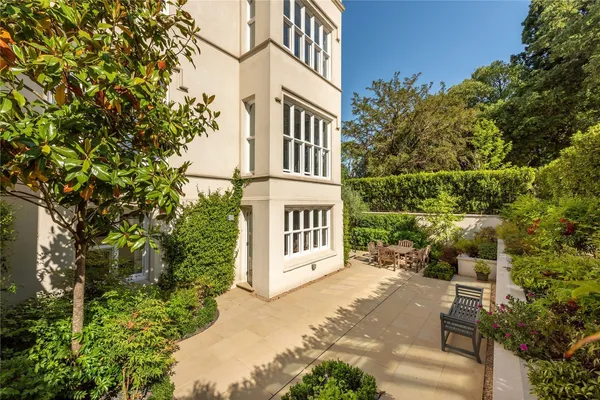 Westcott Road, Dorking, RH4 photo 19