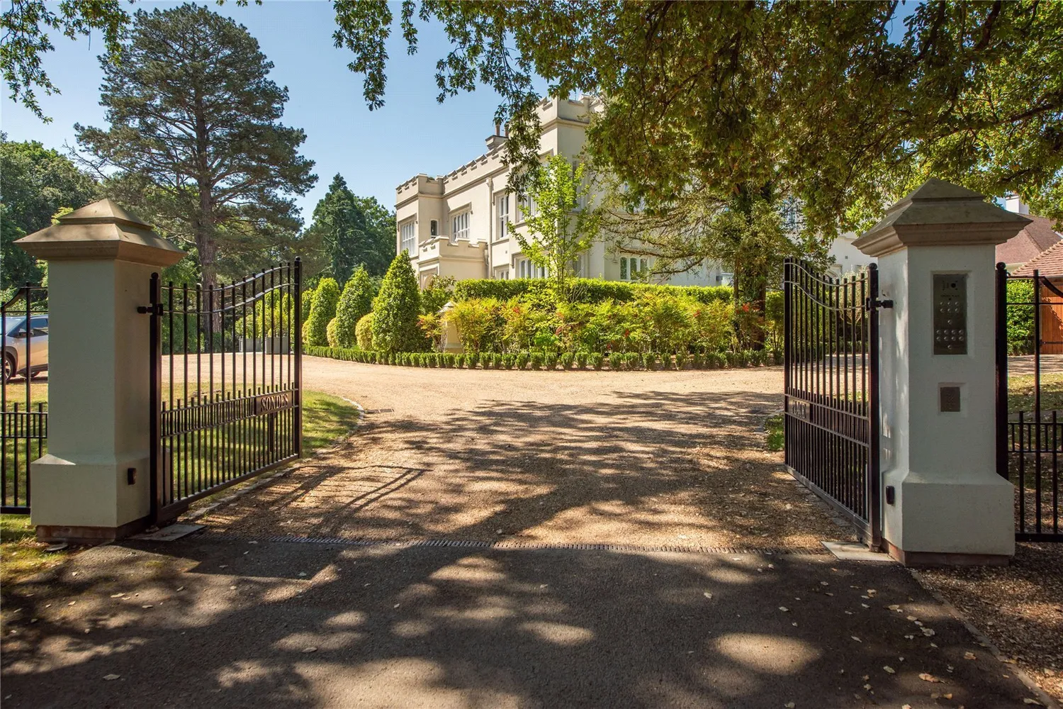 Westcott Road, Dorking, RH4 photo 22