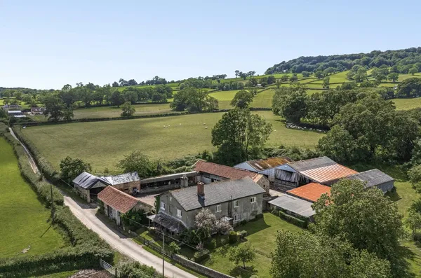 6 bedroom property in Awliscombe, Honiton, Devon, EX14 - Guide price £ ...