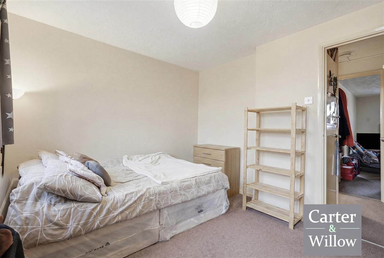 Plumtree Close, Dagenham, Essex Image 7