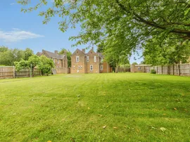 Trenchard Square, Scampton, Lincoln thumb 2