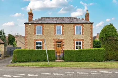 The Green, Chelveston, NN9