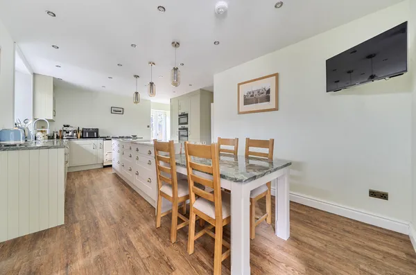 The Green, Chelveston, NN9 photo 8
