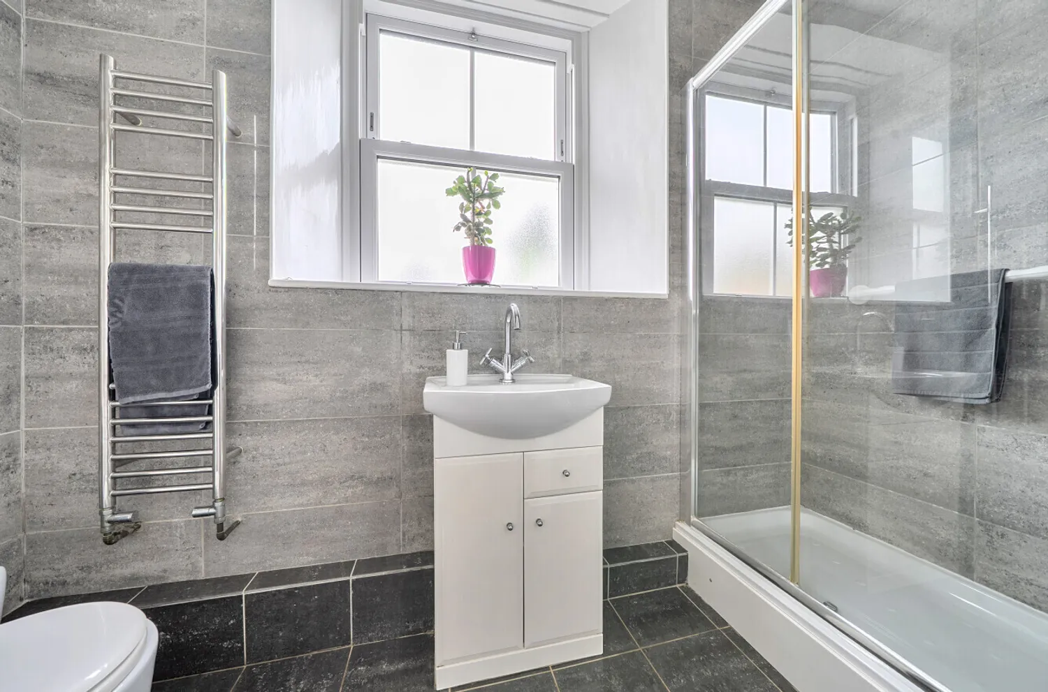 The Green, Chelveston, NN9 photo 10