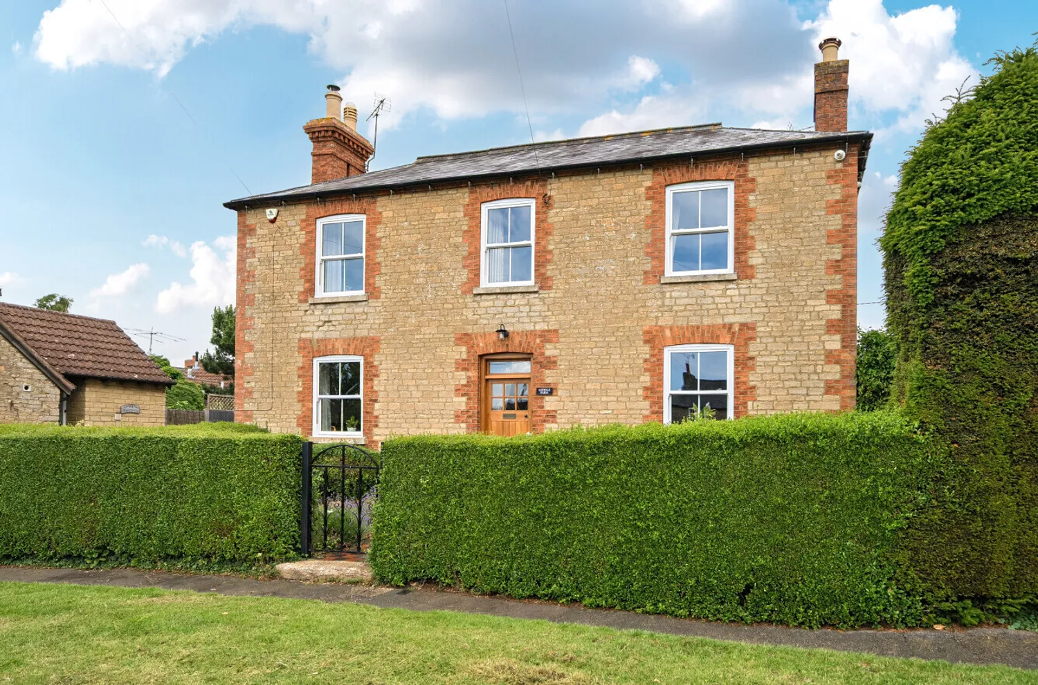 The Green, Chelveston, NN9 photo 19