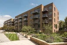 Hamlet Court High Street London N8 photo 1