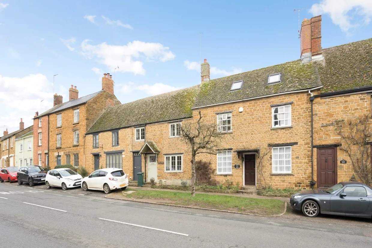 High Street Deddington OX15 photo 17