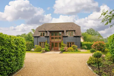 Mays Green, Cobham, KT11