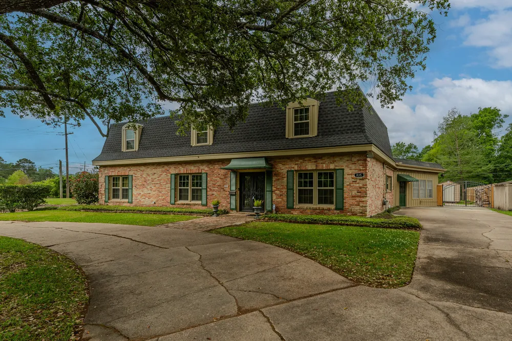 835 Belvedere Dr, Beaumont, TX 77706