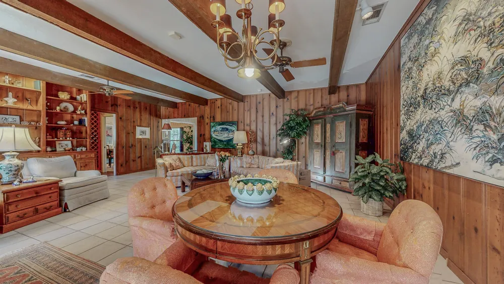 835 Belvedere Dr, Beaumont, TX 77706