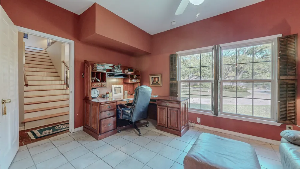 835 Belvedere Dr, Beaumont, TX 77706