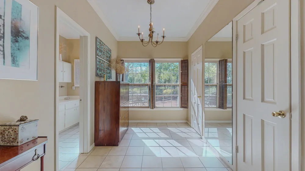 835 Belvedere Dr, Beaumont, TX 77706