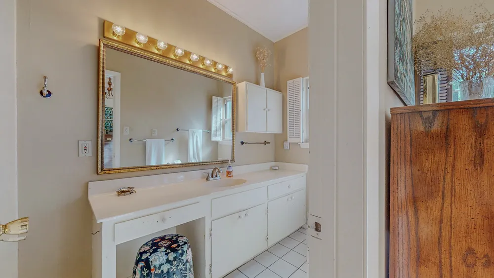 835 Belvedere Dr, Beaumont, TX 77706