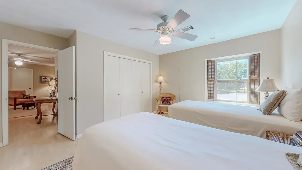 835 Belvedere Dr, Beaumont, TX 77706