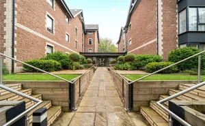 Courtland Road, Paignton, Devon, TQ3 photo