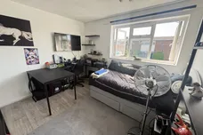 Little Brays, HARLOW