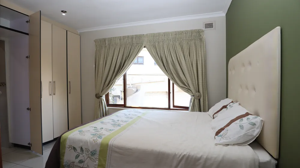 South Africa, KwaZulu Natal, La Mercy, Sea View Road, 12