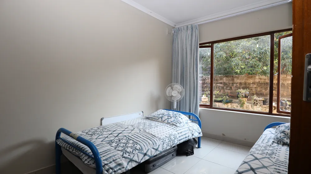 South Africa, KwaZulu Natal, La Mercy, Sea View Road, 12