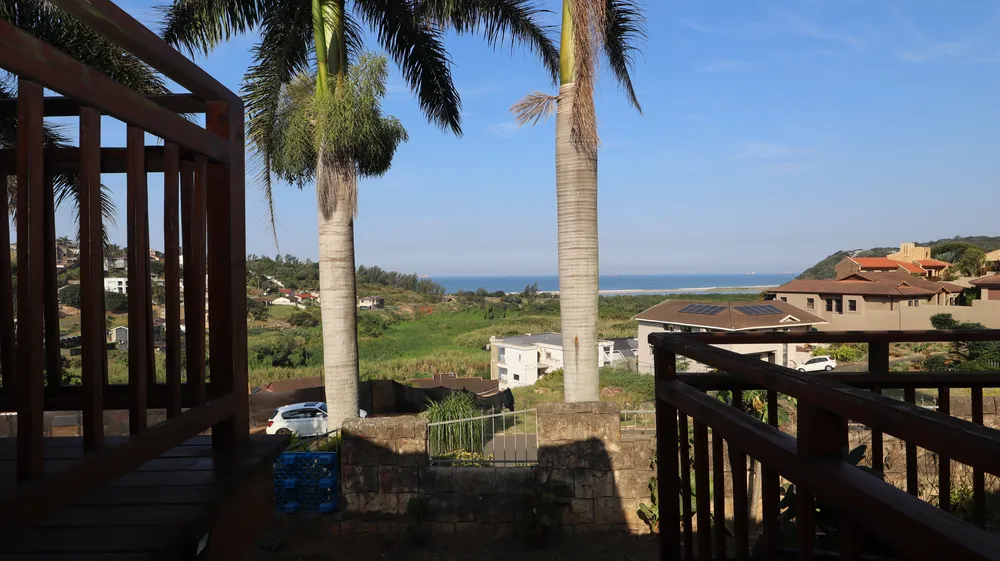 South Africa, KwaZulu Natal, La Mercy, Sea View Road, 12