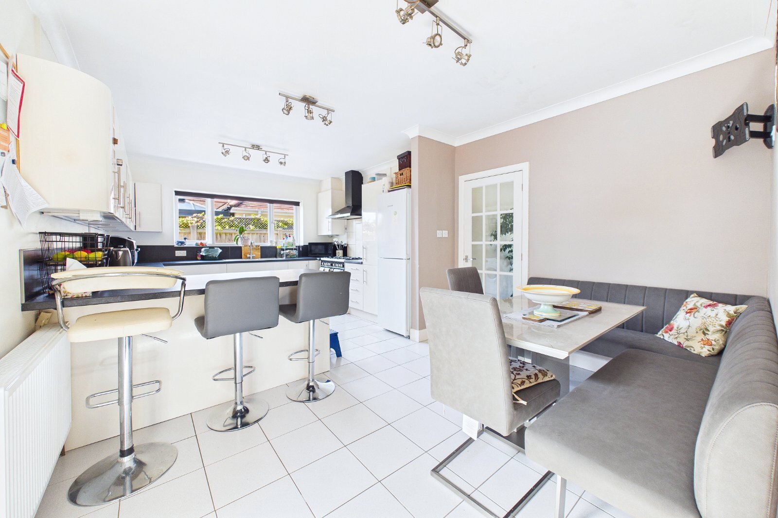 Insley Crescent, Broadstone, Dorset, BH18 Image 2