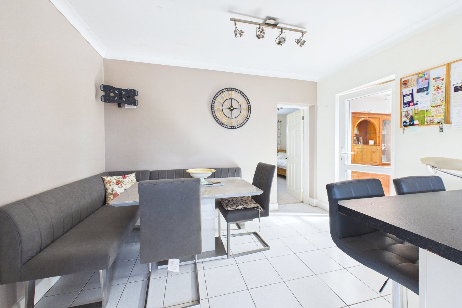 Insley Crescent, Broadstone, Dorset, BH18 Image 8