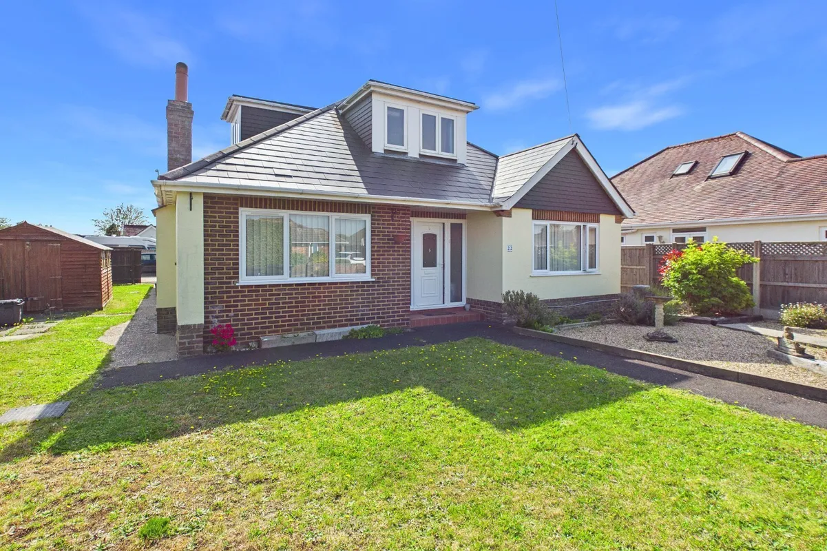 Insley Crescent, Broadstone, Dorset, BH18