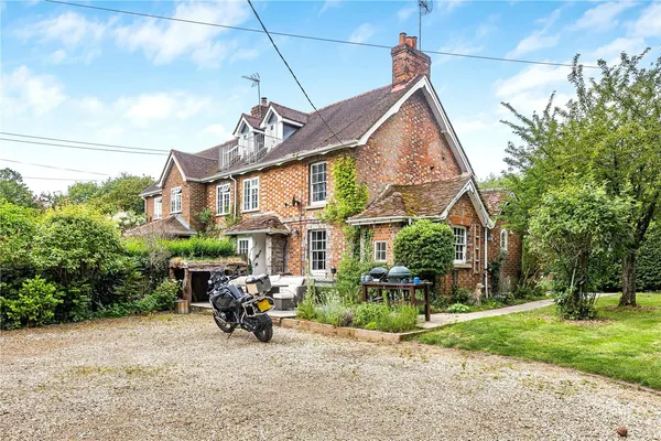 Kiln Lane, Binfield Heath, Henley-on-Thames, Oxfordshire, RG9