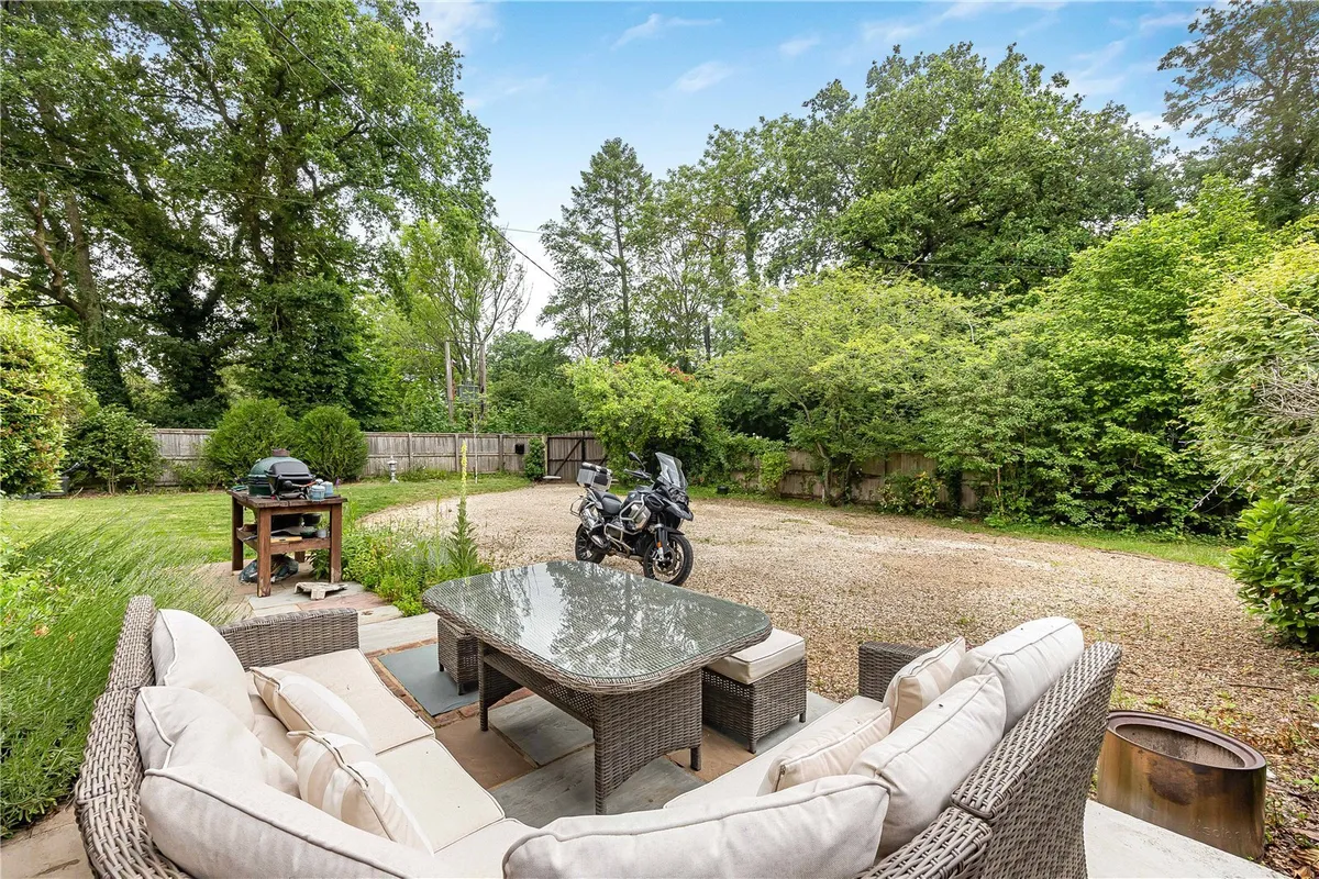 Kiln Lane, Binfield Heath, Henley-on-Thames, Oxfordshire, RG9