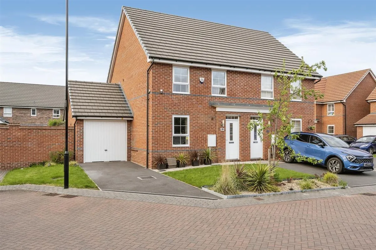 Town End Drive, DONCASTER