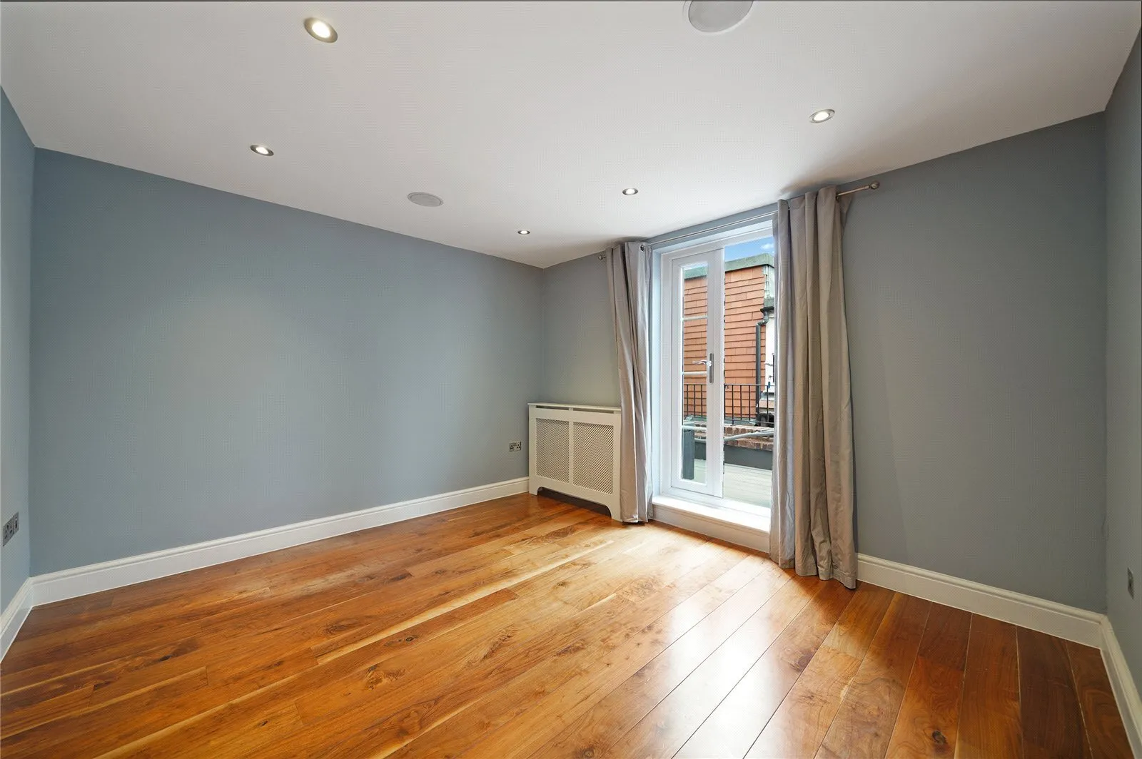 Crediton Hill, West Hampstead, London, NW6