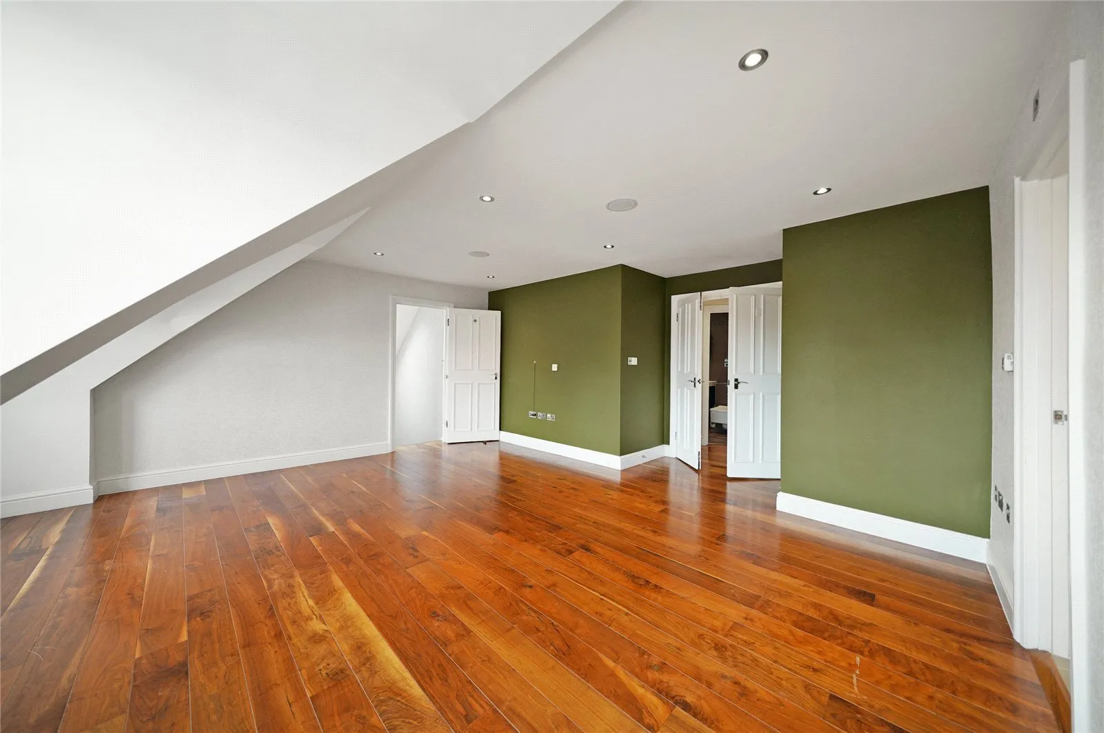Crediton Hill, West Hampstead, London, NW6