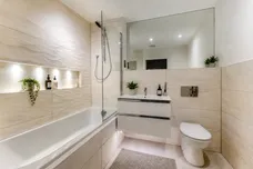 Shalford Lodge, Kingston Hill, Kingston Upon Thames, KT2 photo 8