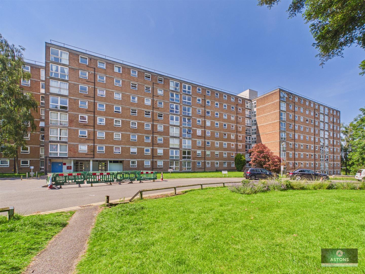 Milton Mount, Pound Hill Image 1