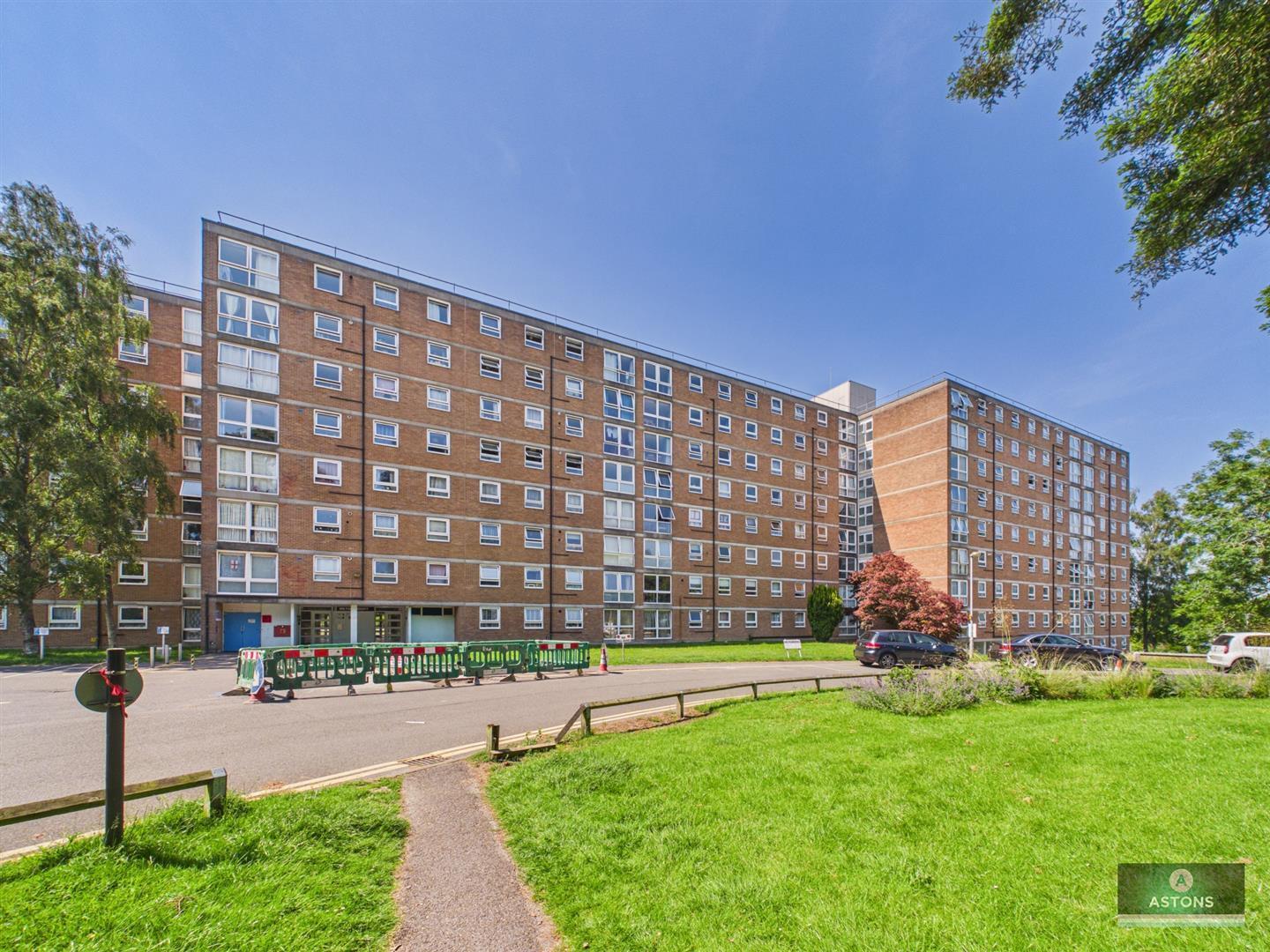 Milton Mount, Pound Hill Image 10