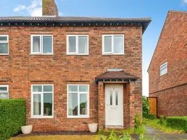 Weaver Crescent, Frodsham thumb 2