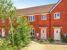 Queen Gardens, Harwell, Didcot photo