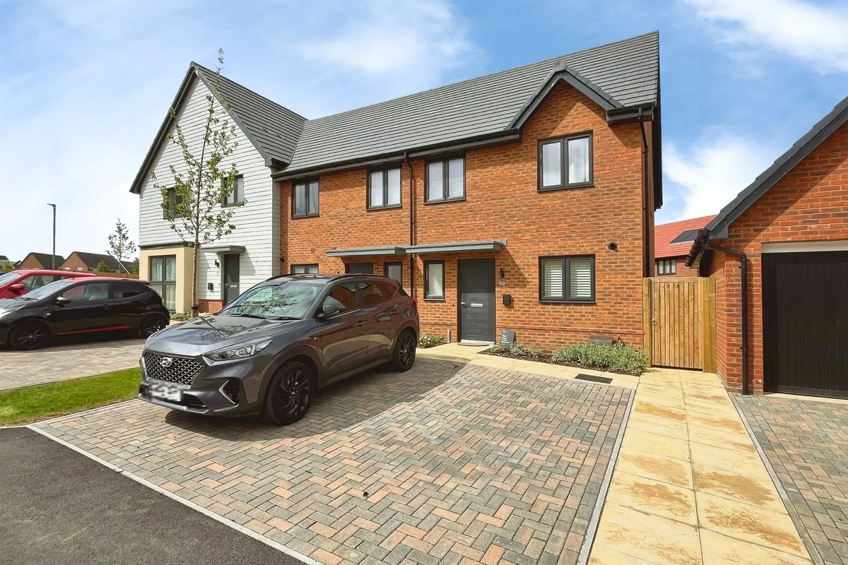 Beech Grove, Shrivenham, Swindon