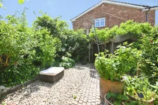 Bell Lane, Broxbourne