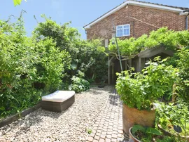 Bell Lane, Broxbourne thumb 3