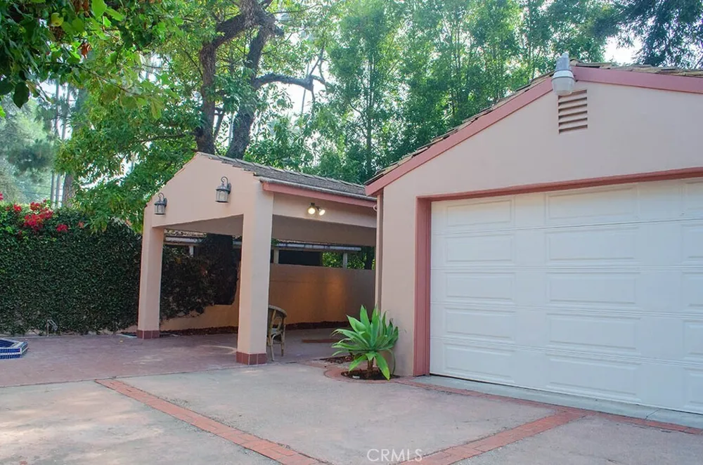 606 N El Molino Ave, Pasadena, CA 91101