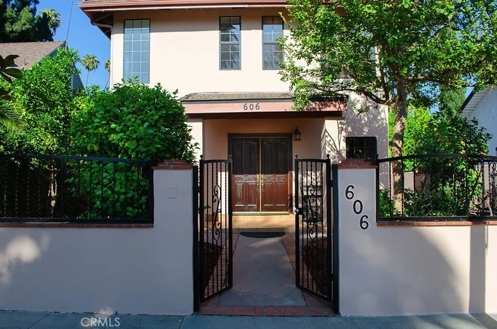 606 N El Molino Ave, Pasadena, CA 91101