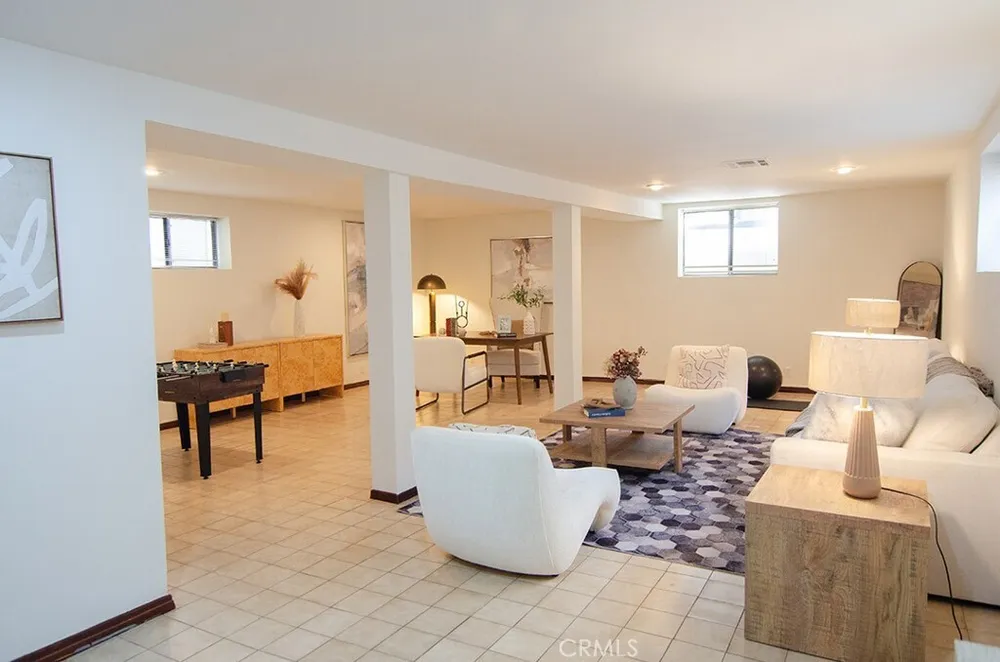 606 N El Molino Ave, Pasadena, CA 91101