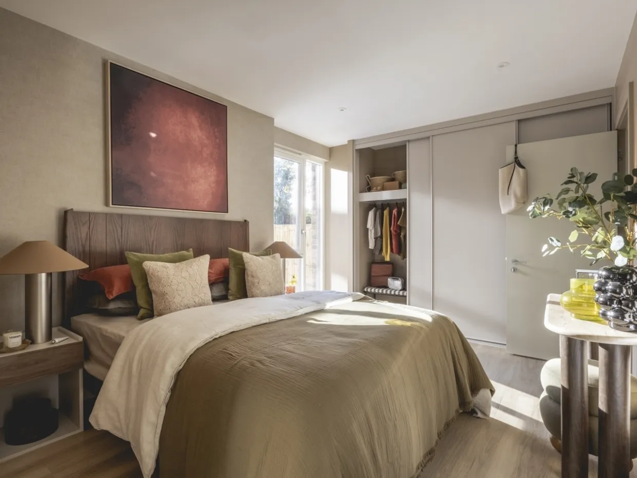 Momento Staines, 28 Mill Mead, Spelthorne, TW18 4UQ photo 3