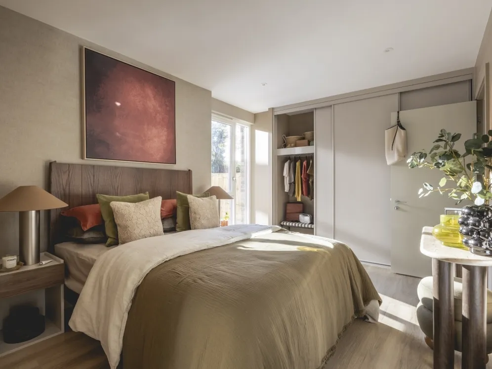 Momento Staines, 28 Mill Mead, Spelthorne, TW18 4UQ photo 3